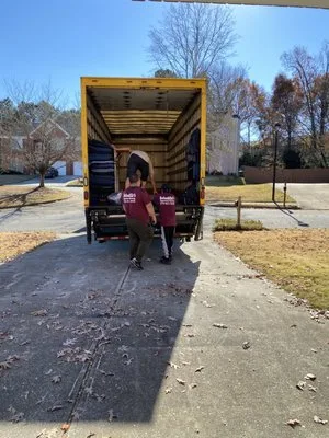 Bobadillas Signature Moving Services LLC